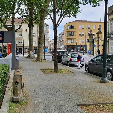 Appartement Downtown With Parking Next To Subway Porto