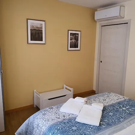 Downtown With Parking Next To Subway Porto