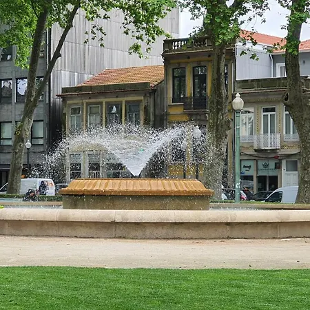 Apartamento Downtown With Parking Next To Subway Porto