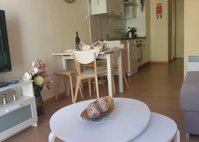 Downtown With Parking Next To Subway Apartment Porto