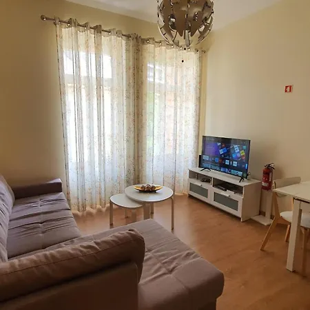 Downtown With Parking Next To Subway *