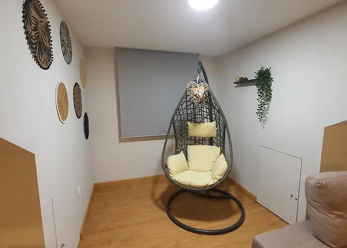 Downtown With Parking Next To Subway Appartement