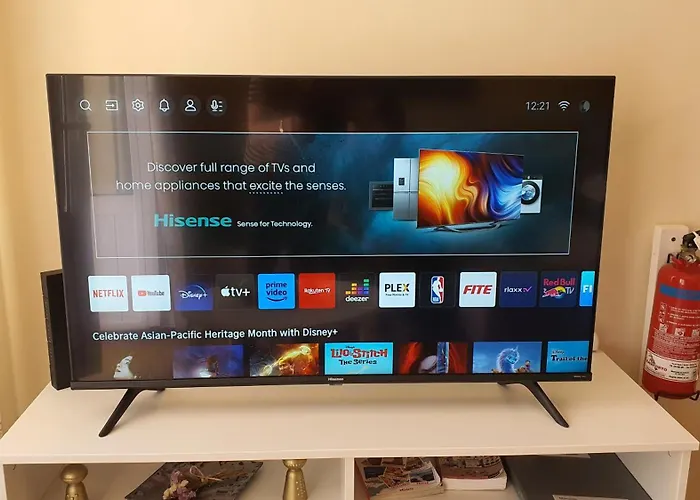 Downtown With Parking Next To Subway *